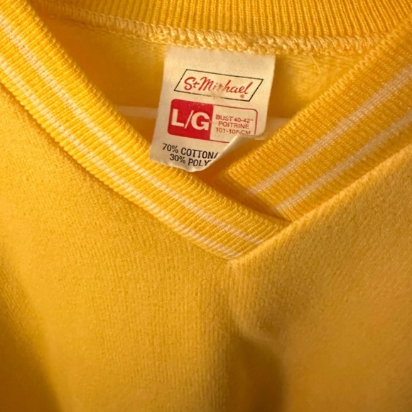 Vintage St. Michael Athletic VNeck Long Sleeved Sweatshirt in Canary Yellow • M - Picture 2 of 5